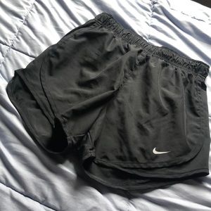 Nike running short